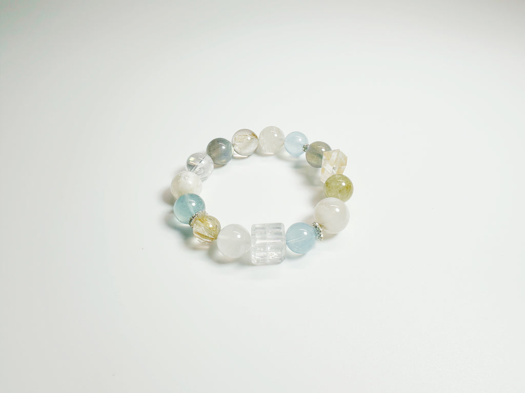Rainbow Crystal Bracelet for love & peace – 7 chakra stones aligned with Bazi elements. Hand-blessed at Baiyun Temple for energy harmony. 