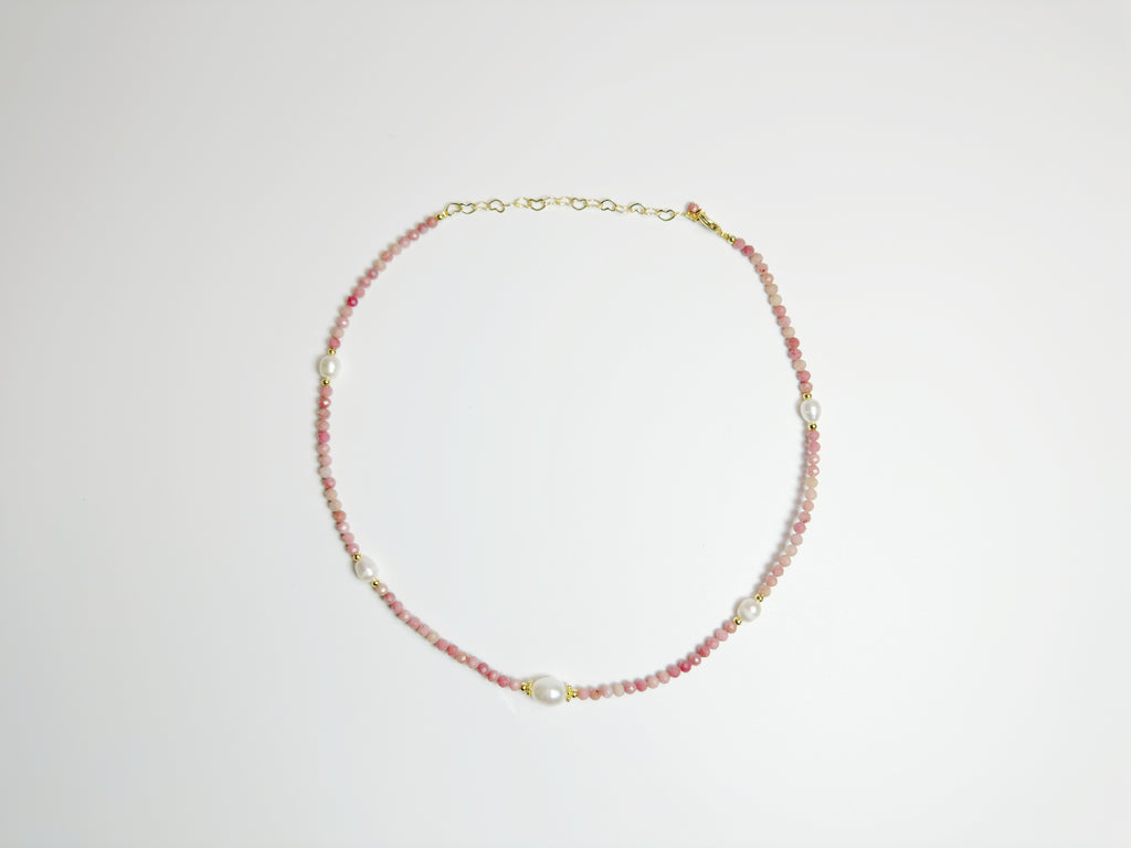 Feng Shui rose imperiale necklace with rose quartz and gold - metaphysical love jewelry