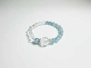 Crystal Clarity & Protection – Handcrafted Clear Quartz & Kyanite Bracelet