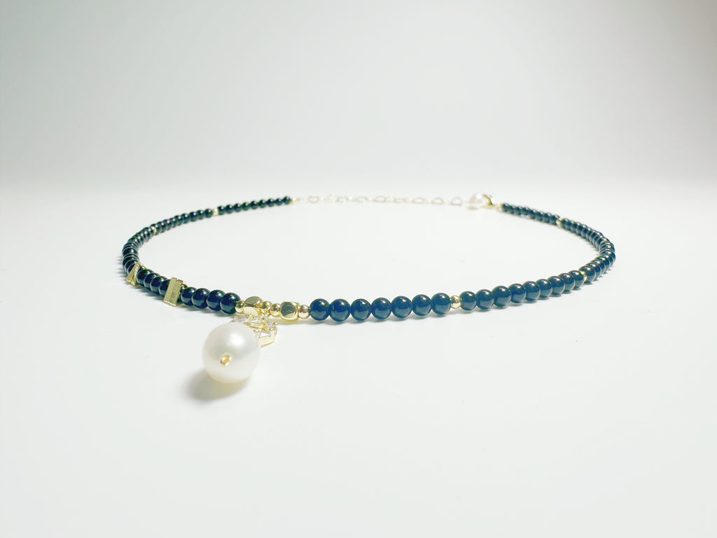 The Jìng(静):  Feng Shui Black Agate & Pearl bracelet for protection + intuition boost. Hand-polished metaphysical talisman with optional Baiyun Temple blessing. Shields against negative energy .