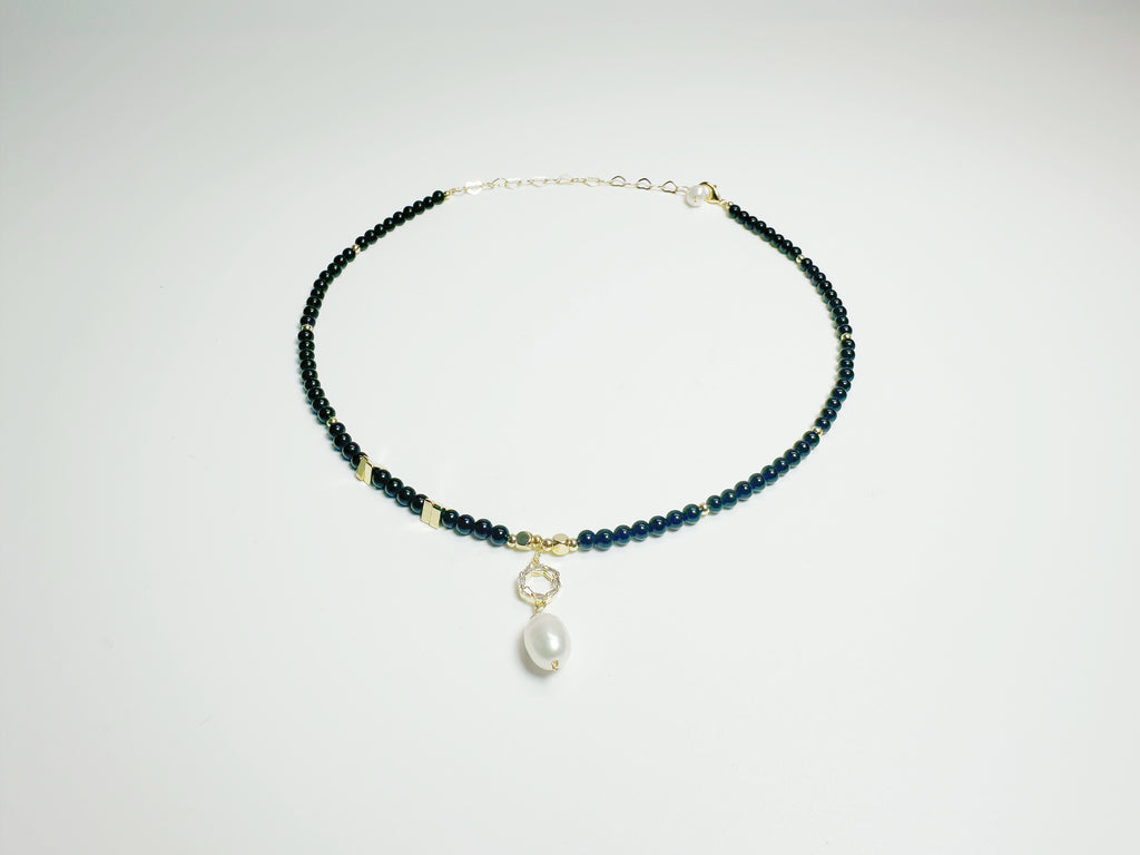 The Jìng(静):  Feng Shui Black Agate & Pearl bracelet for protection + intuition boost. Hand-polished metaphysical talisman with optional Baiyun Temple blessing. Shields against negative energy .